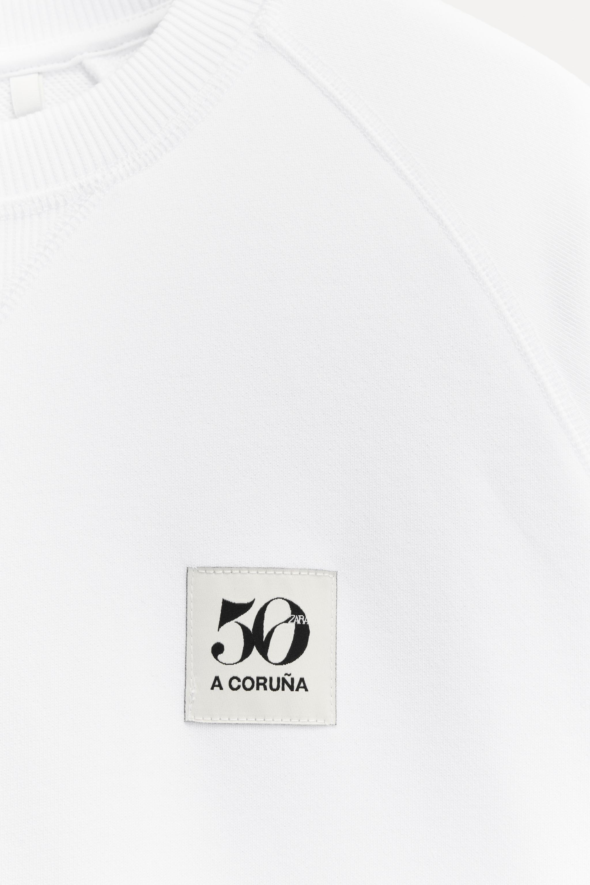 50TH ANNIVERSARY PATCH CREW NECK SWEATSHIRT